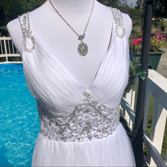 Wedding Dress Sequin Beaded Sheer Back Full Skirt Actual Size 10 - Picture 2 of 8